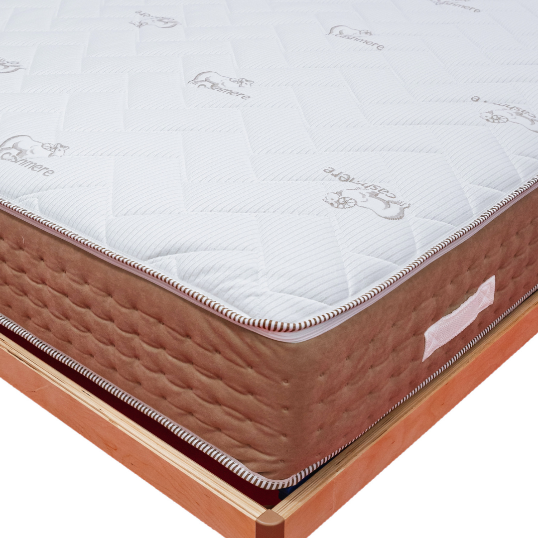 Dettaglio pannello laterale beige diamond-quilted e Memory Aloe del materasso MORBIX