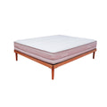 Materasso matrimoniale DORMEO su base in legno terracotta, vista 3/4, sfondo bianco